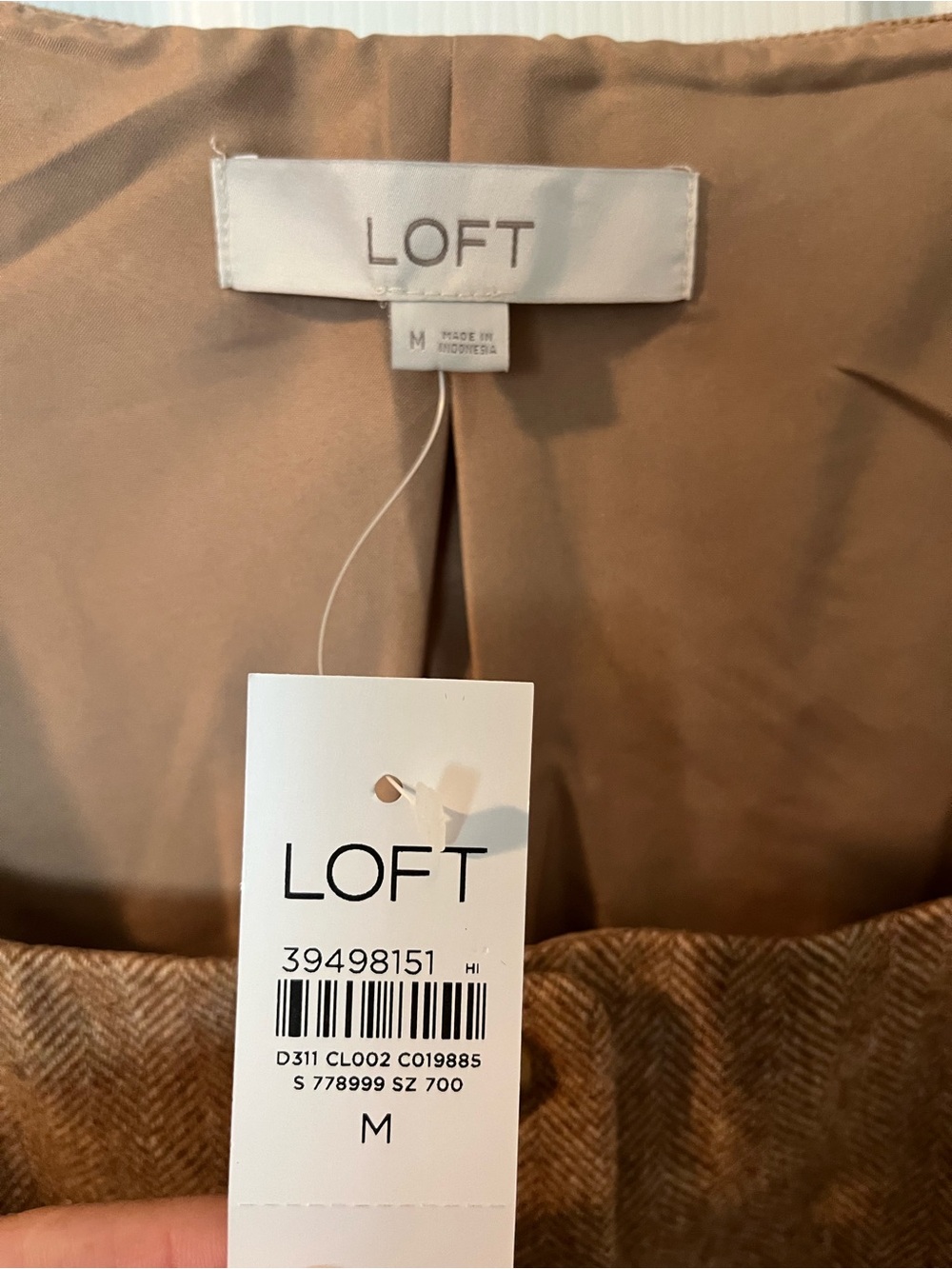 LOFT Tan Tweed Button-Front Women's Vest - Picture 3 of 5